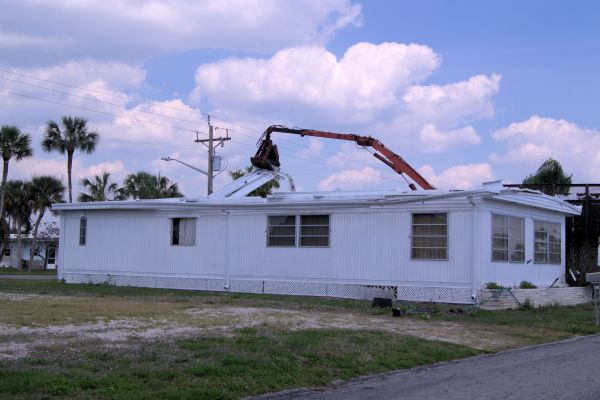 Mobile Home Demolition in Lincoln