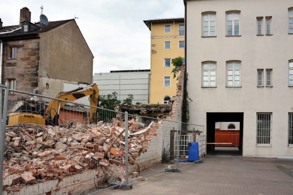 Masonry Demolition in Lincoln