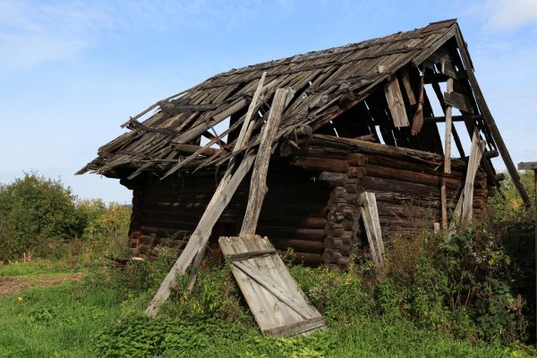 Pole Barn Demolition in Lincoln